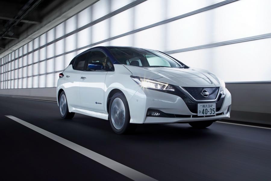  Nissan Leaf 2018 года  (JP) (фото 20 из 35)